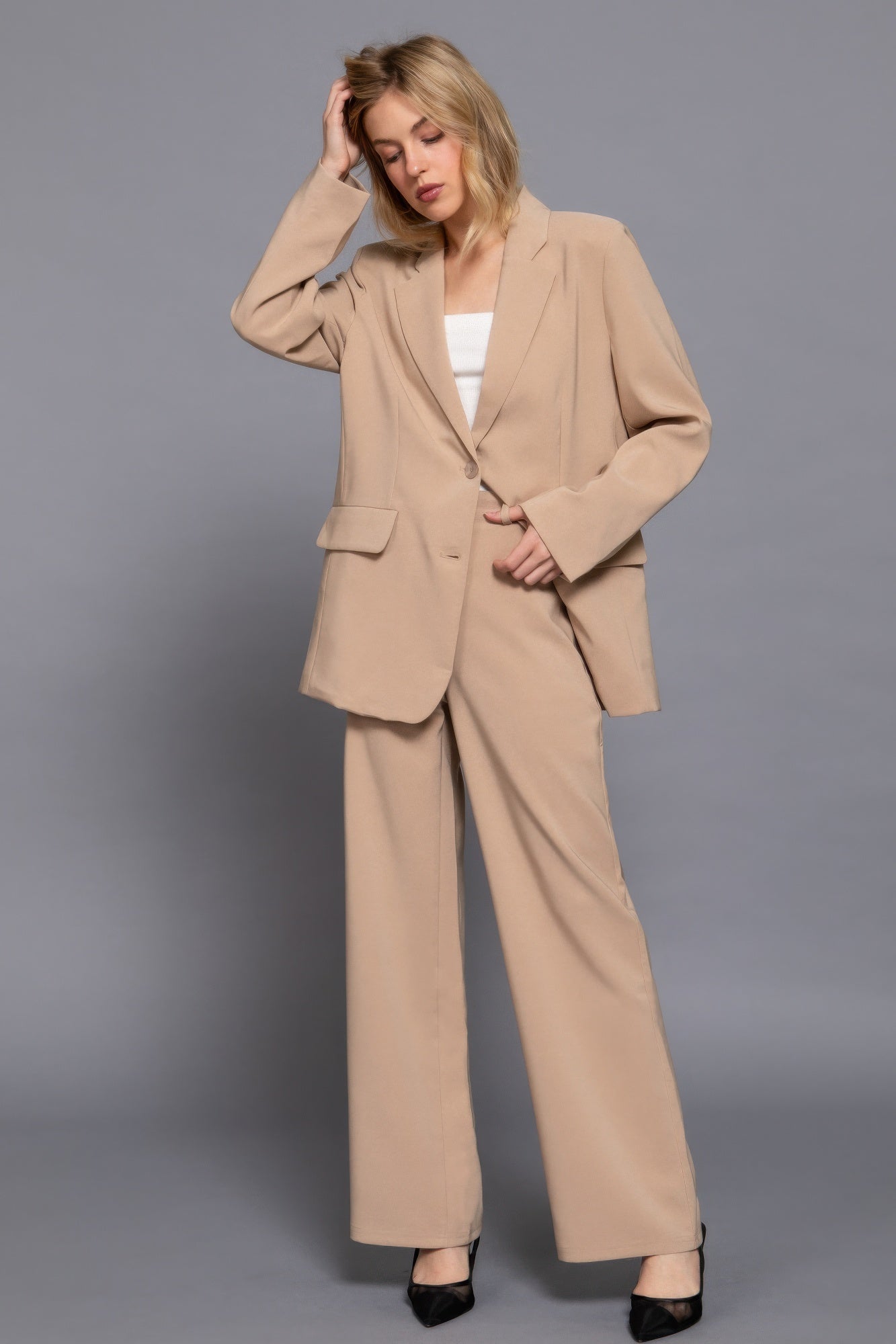 Back elastic straight pants