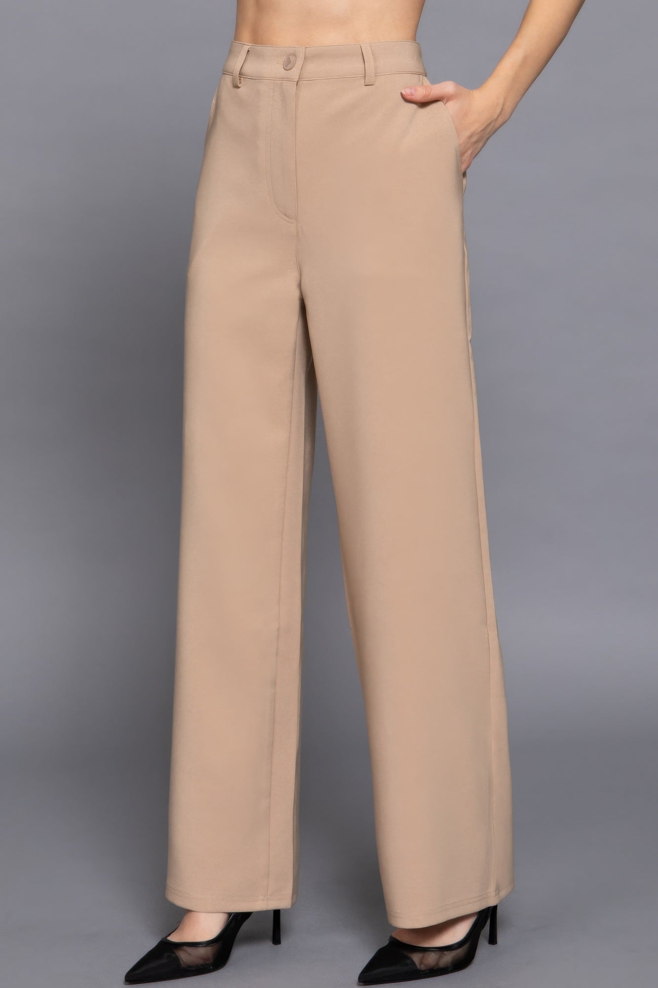 Back elastic straight pants